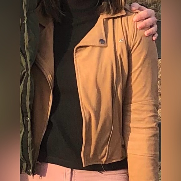 Soft brown jacket - Picture 5 of 5